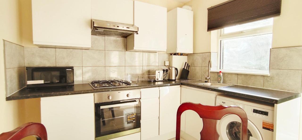 Apple Garden A-2 Apartment Лондон Екстериор снимка