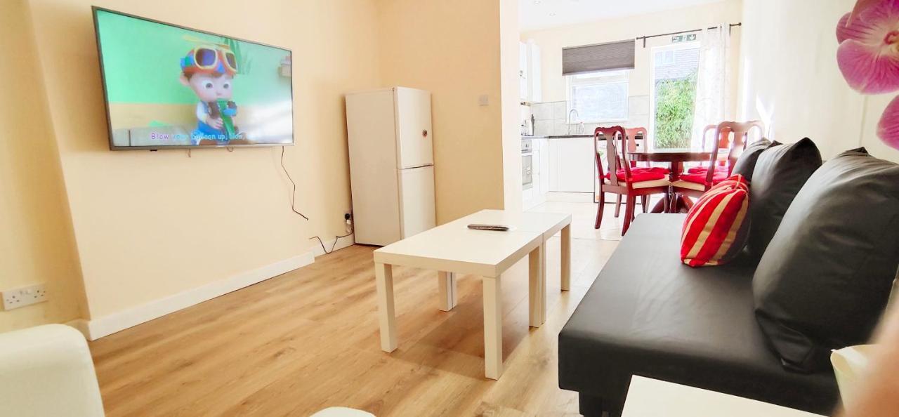 Apple Garden A-2 Apartment Лондон Екстериор снимка